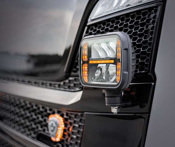 ❄️ Phare LED chauffant STRANDS Alaska Snow Plow 7” – 270708